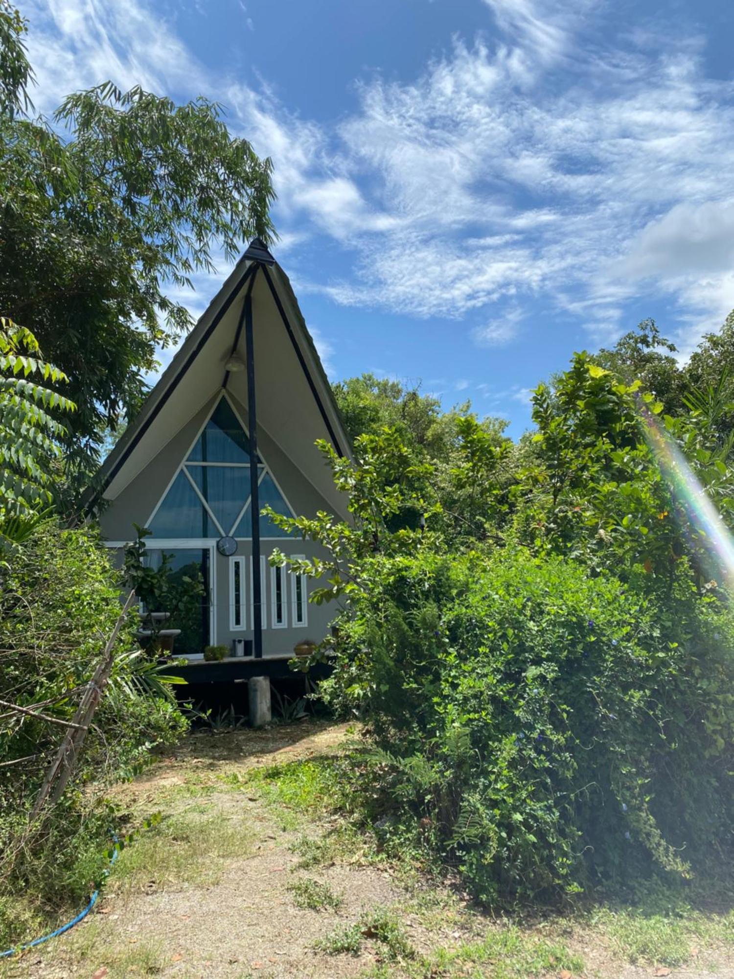 فيلا Royal Mountain View Ratchaburi المظهر الخارجي الصورة